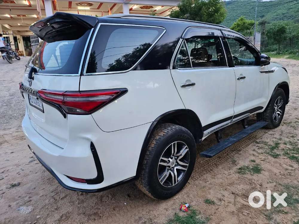 Toyota Fortuner Lagender Converted