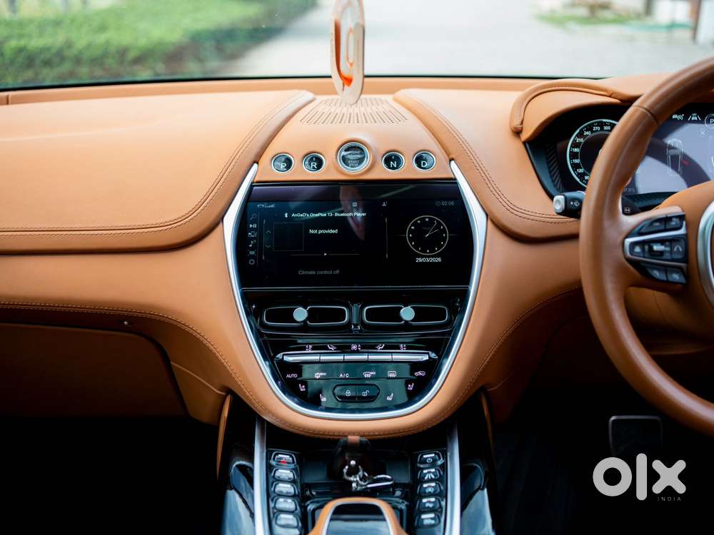 Aston Martin Dbx Twin Turbo, 2024, Petrol