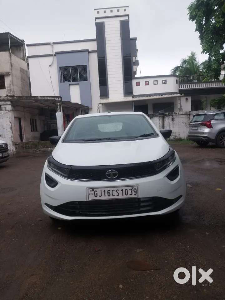 Tata Altroz 1.2 Xe Rhytm Petrol, 2020, Petrol