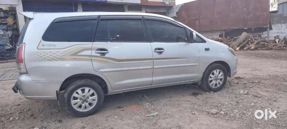 Toyota Innova 2007
