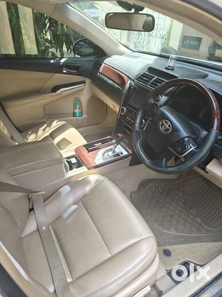 Toyota Camry 2014 Petrol Well Maintained