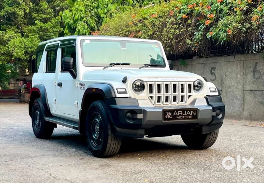 Mahindra Thar Roxx, 2025, Petrol