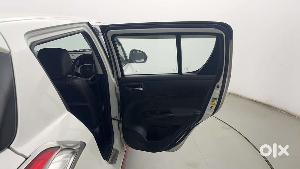 Maruti Suzuki Swift Vvt Vxi, 2016, Petrol