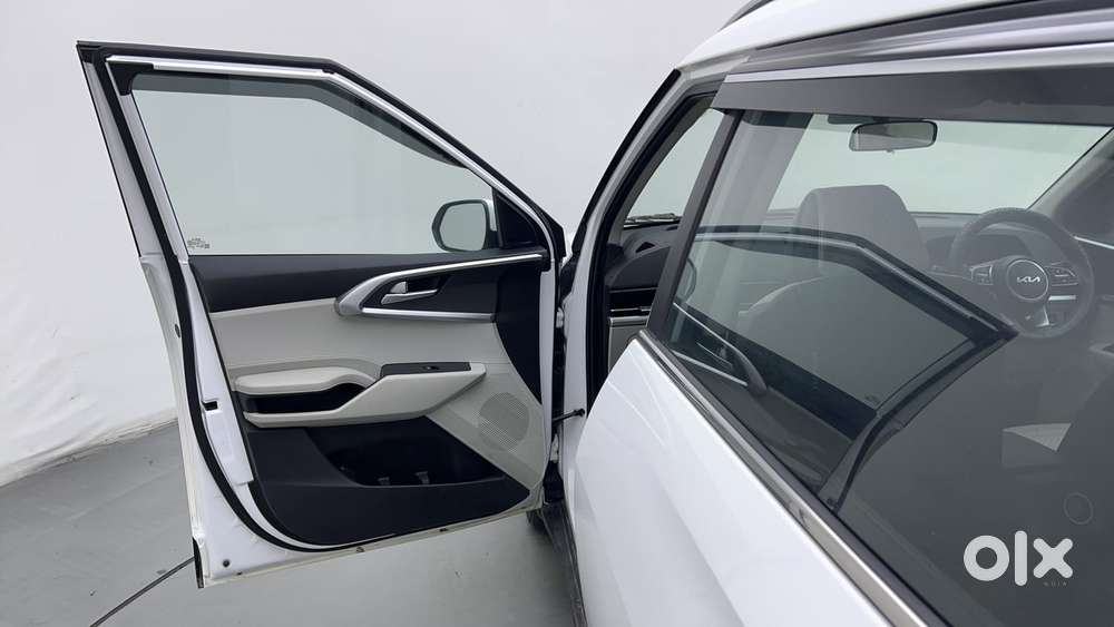 Kia Carens 1.5 Prestige Plus Diesel 7 Str Imt, 2023, Diesel