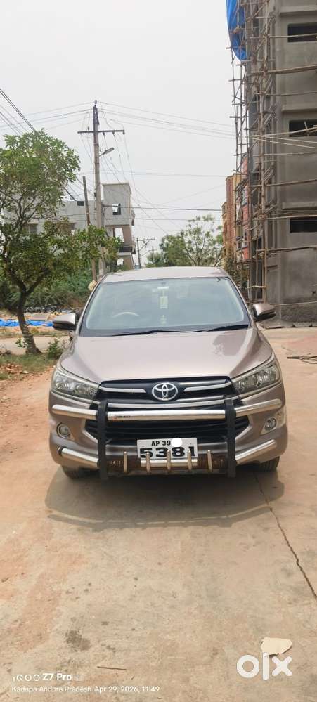 Toyota Innova Crysta 2.4 G Mt 8s, 2018, Diesel