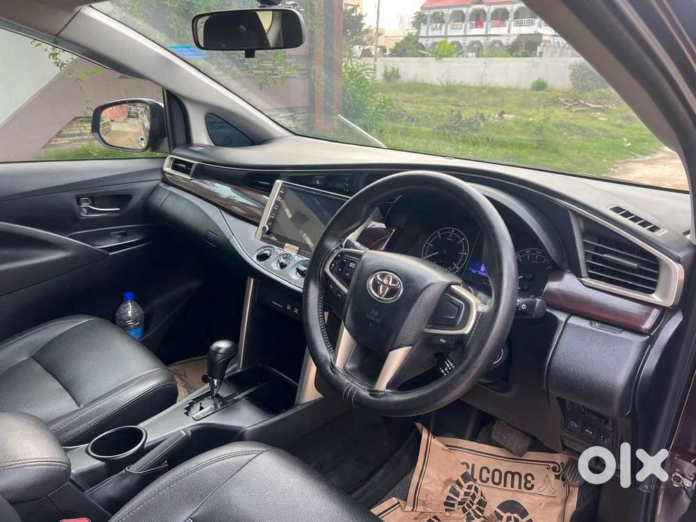 Innova Crysta 2.4 Gx At