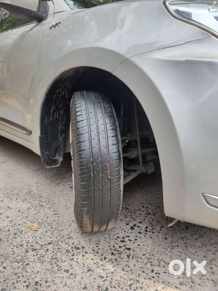 Maruti Suzuki Swift Dzire Vxi(o) Amt, 2018, Petrol