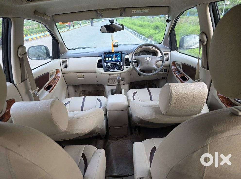Toyota Innova 2.5 V 7 Str, 2007, Diesel