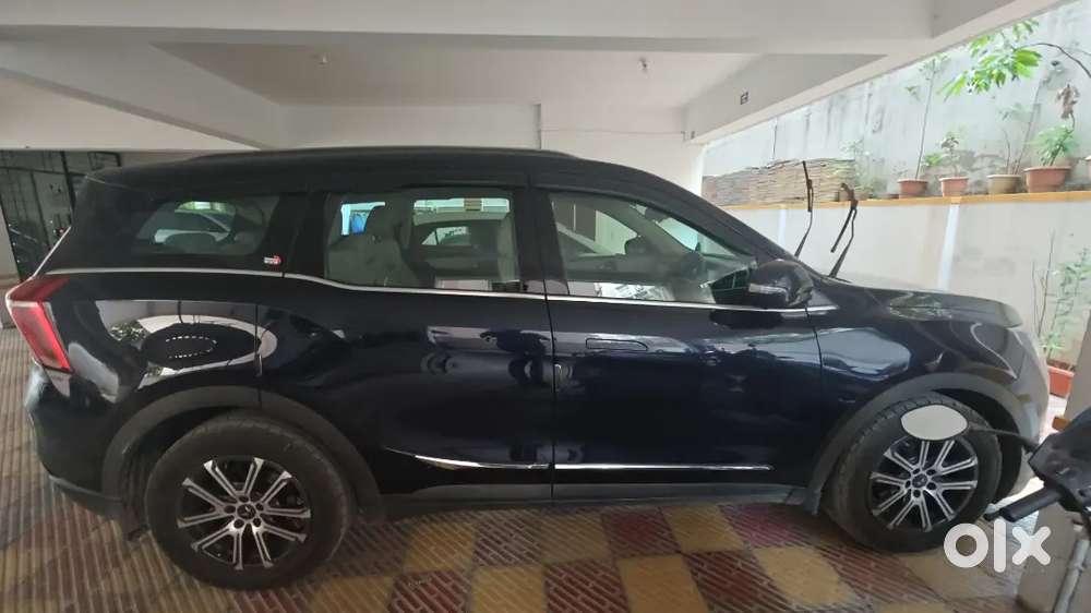 Mahindra Xuv700 Ax7 2022