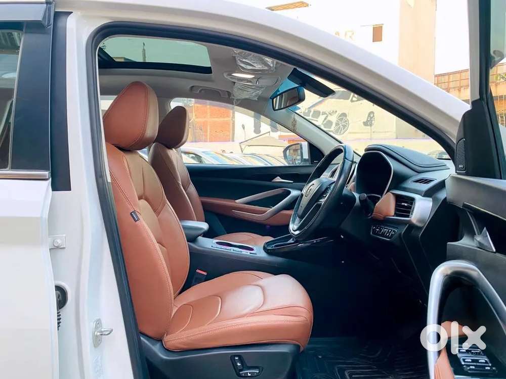 Mg Hector Plus 1.5 Sharp Turbo Cvt 6 Str, 2022, Petrol