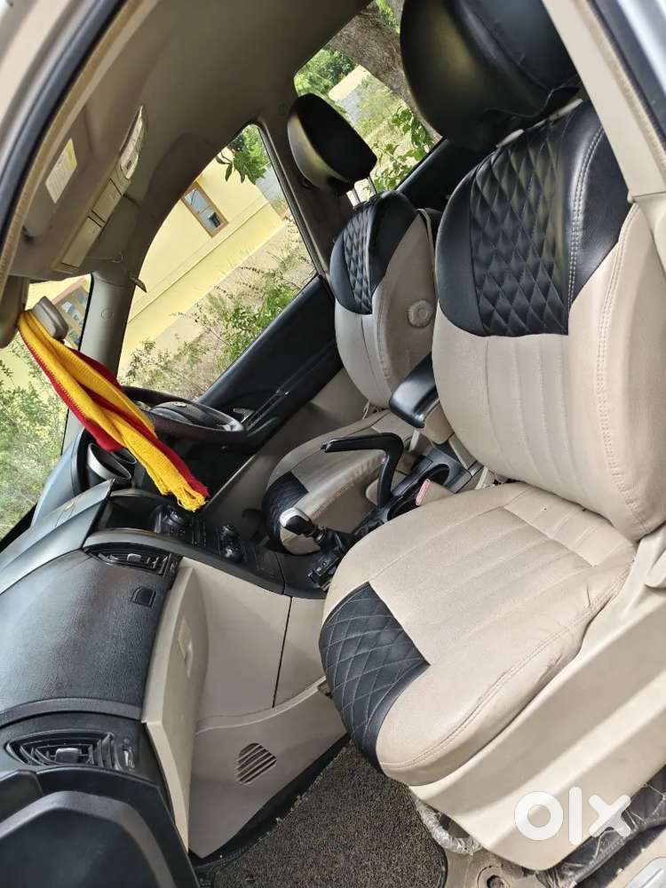Mahindra Xuv500 2015