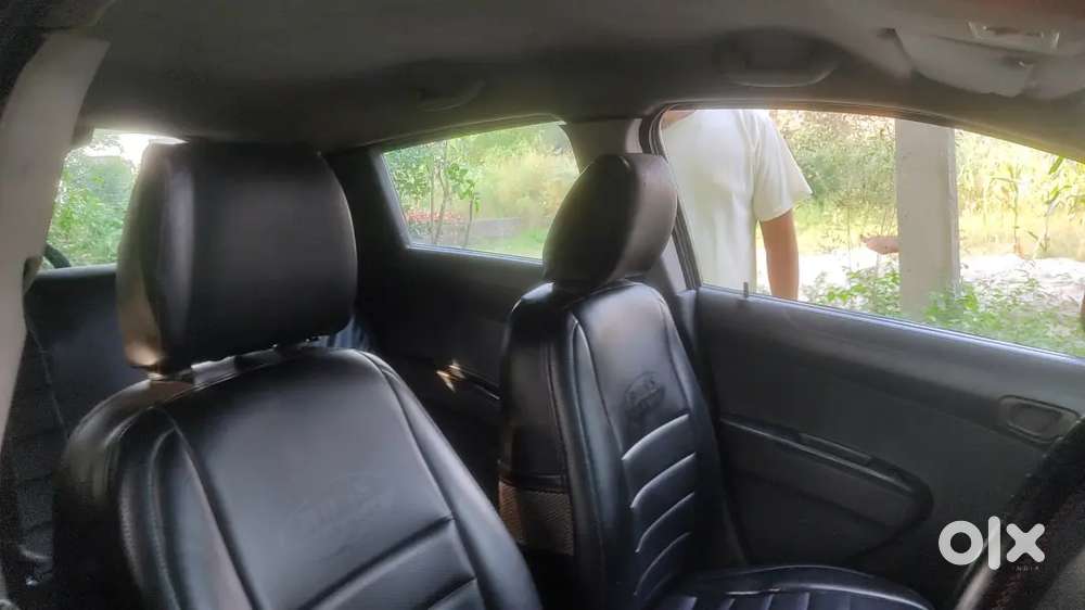 Chevrolet Beat Lt Petrol Manual 12 Year
