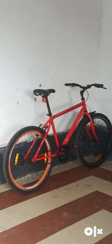 Mach city cycle red colour online