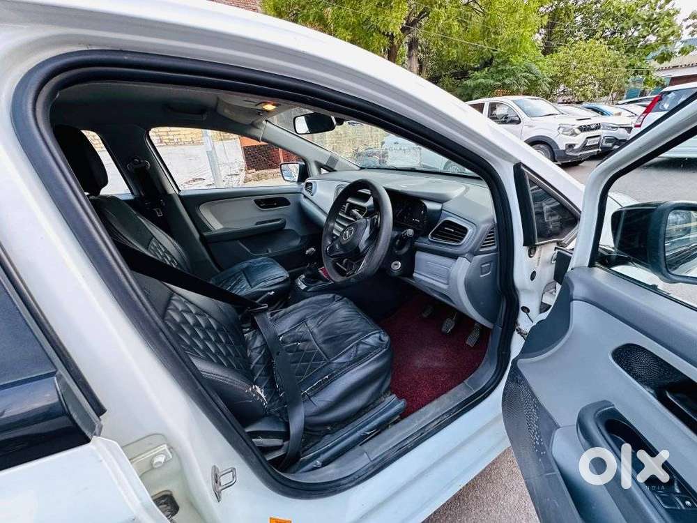 Tata Altroz Xe Petrol, 2021, Petrol