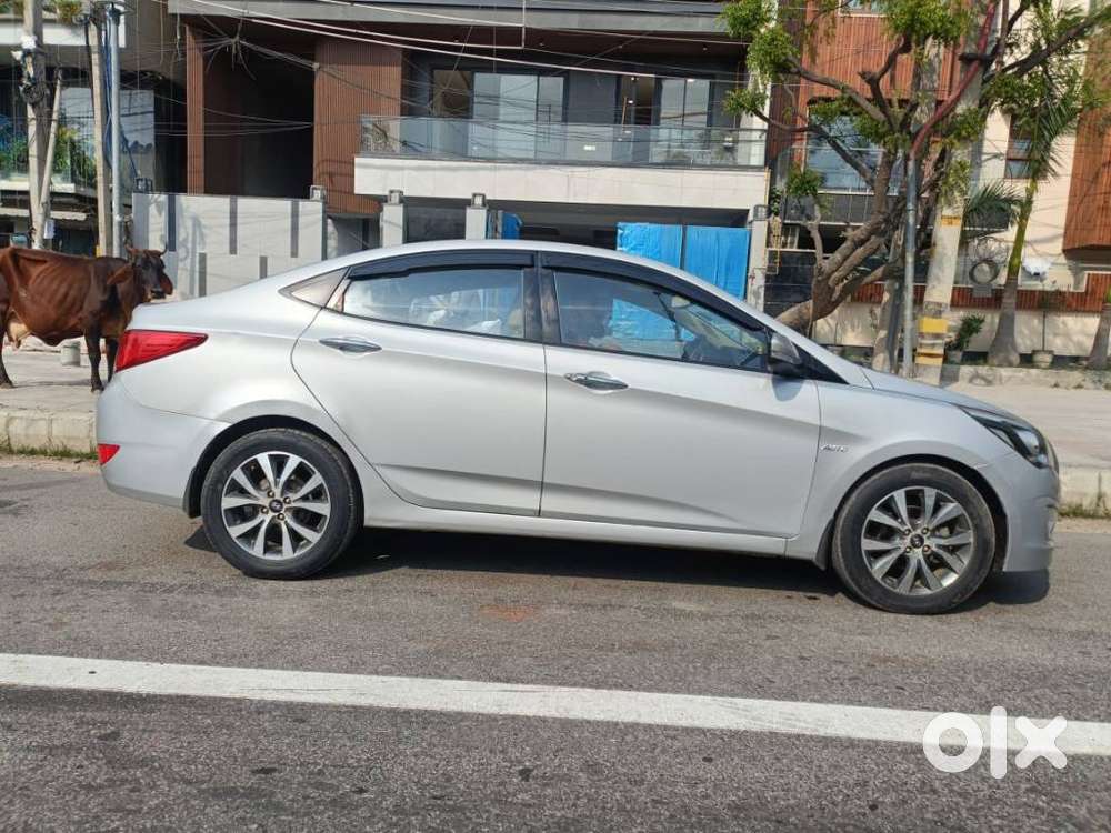 Hyundai Fluidic Verna 1.6 Vtvt S (o) Automatic, 2015, Petrol
