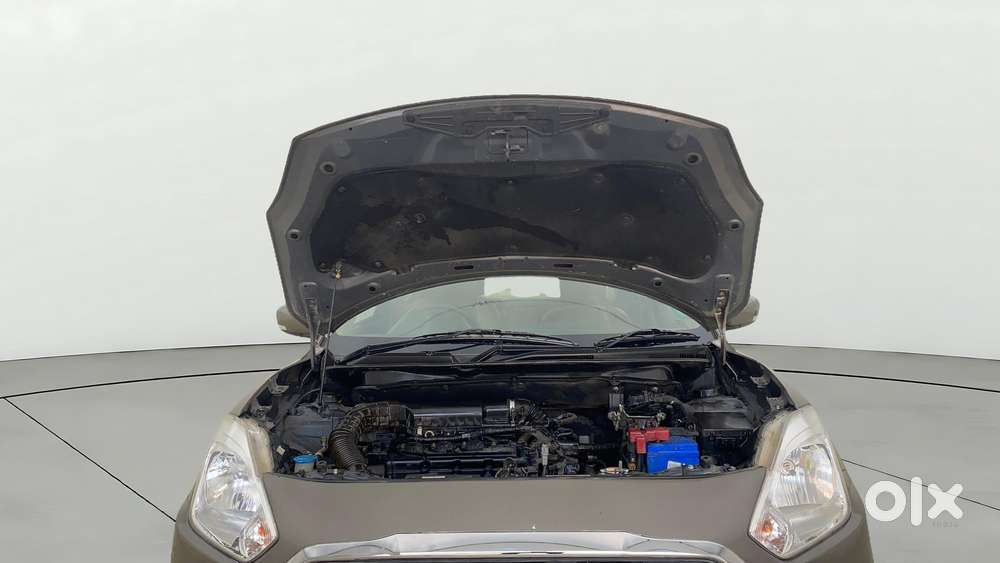 Maruti Suzuki Swift Dzire Amt Zxi, 2018, Petrol