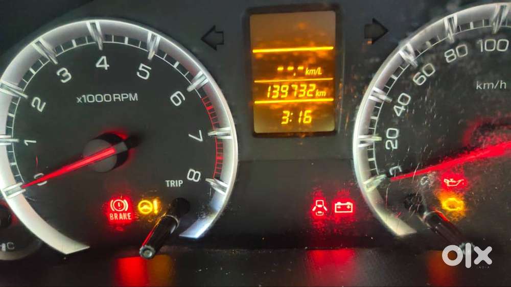 Maruti Suzuki Dzire 2014 Petrol 140000 Km Driven