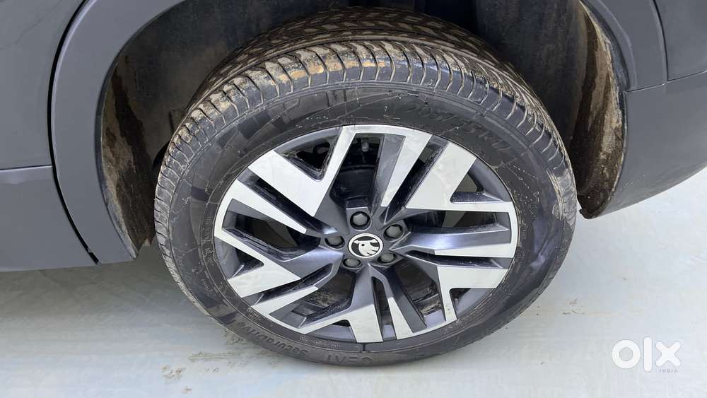 Skoda Kylaq Prestige At, 2025, Petrol