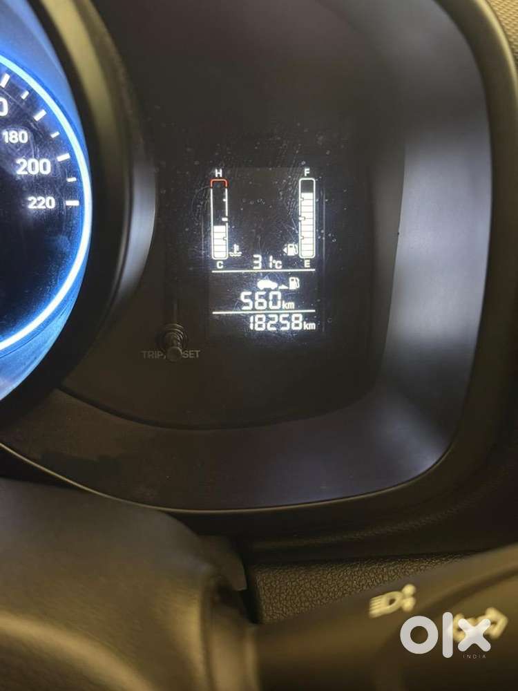 Hyundai Venue 2021 Petrol Well Maintained