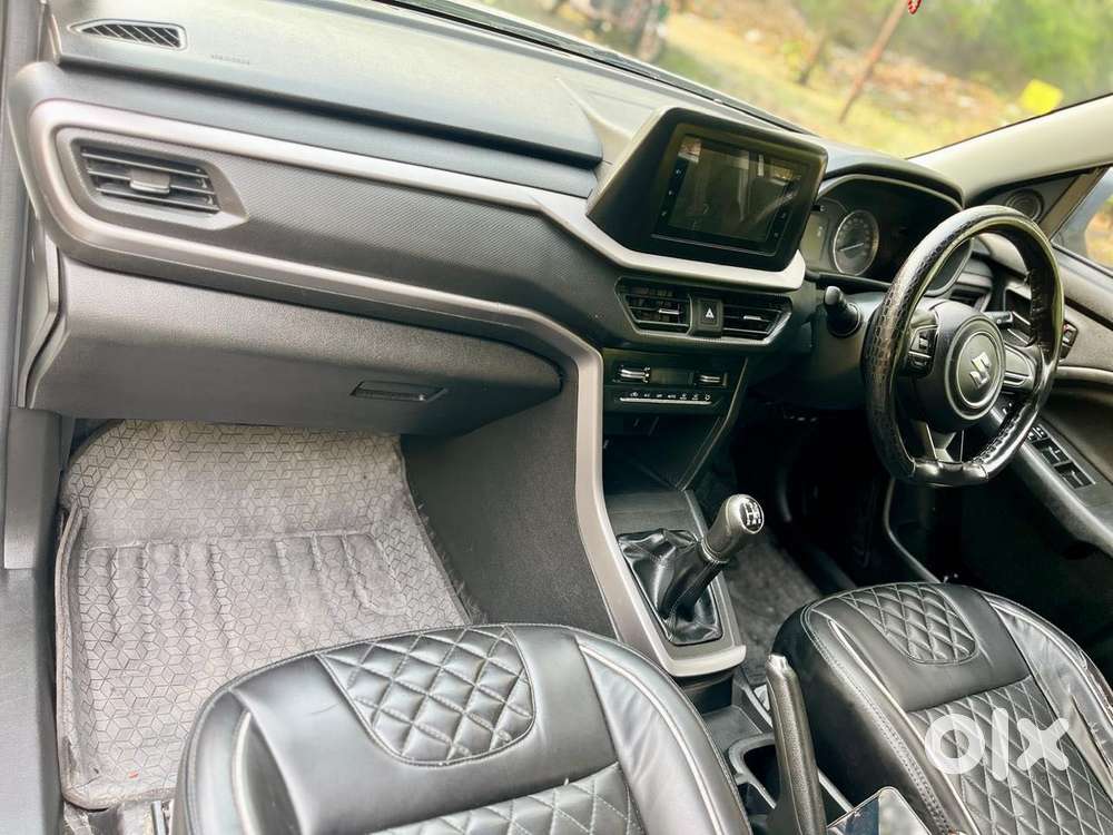 Maruti Suzuki Brezza 1.5 Vxi Cng, 2024, Cng & Hybrids