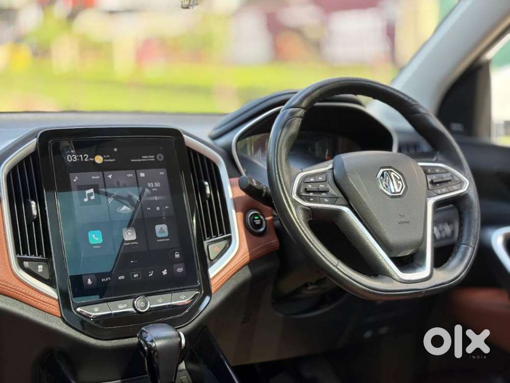 Mg Hector Plus 1.5 Sharp Turbo Cvt 6 Str, 2022, Petrol