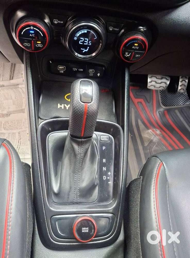 Hyundai Venue N Line N8 Dct Dual Tone, 2023