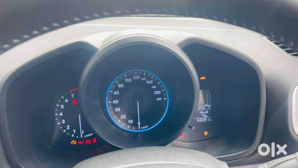 Hyundai Venue, 2022, Petrol