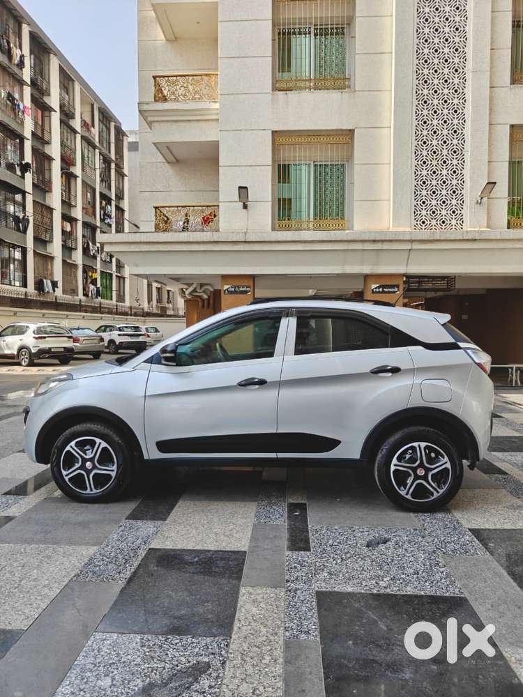 Tata Nexon 1.5 Revotorq Xm (s), 2018, Diesel