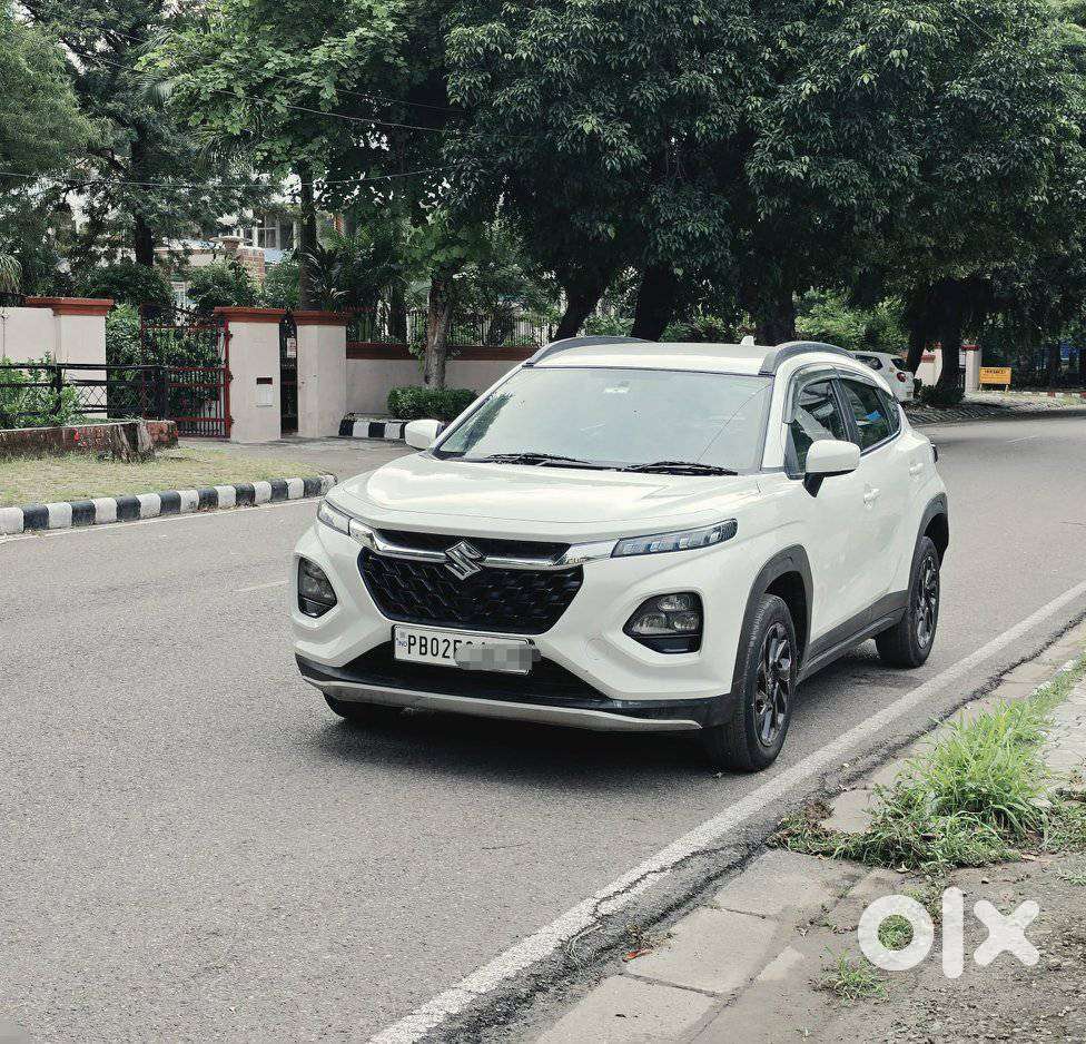 Maruti Suzuki Fronx Delta Plus 1.2 Ags, 2023, Petrol