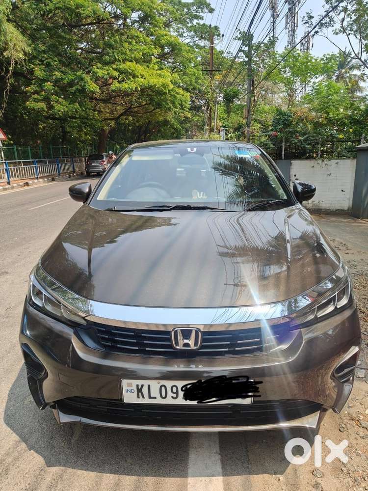 Well Maintained Car Used By A Lady Doctor