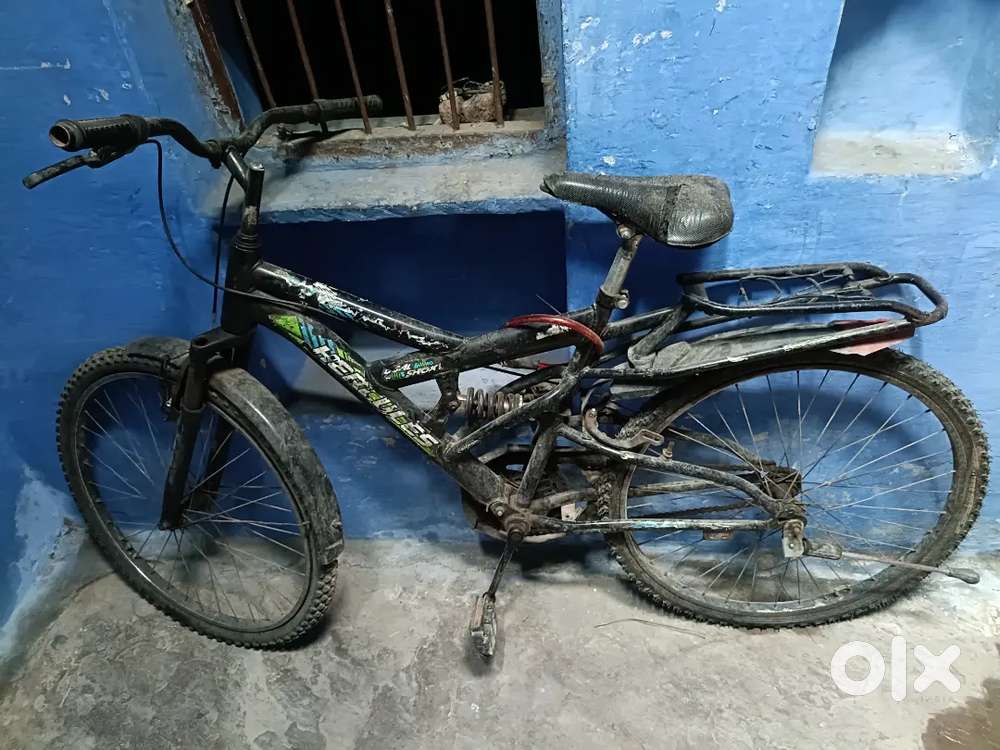 Hercules dubble soccer - Bicycles in Inner Unnao Gate, Jhansi - 1859980185