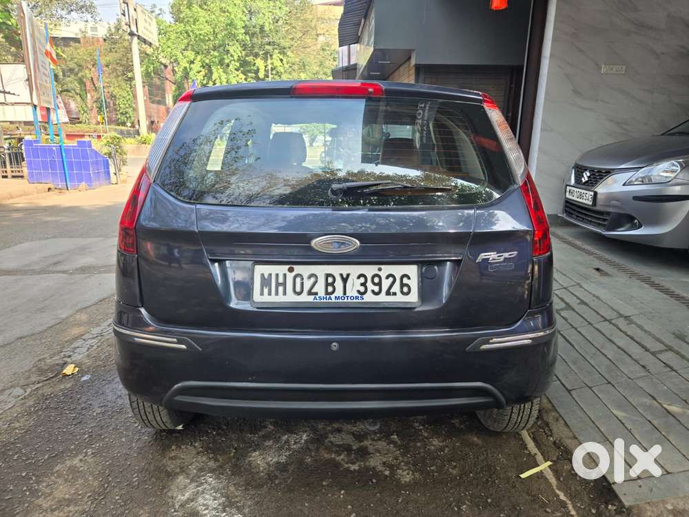 Ford Figo 2010-2012 Petrol Titanium, 2010, Petrol