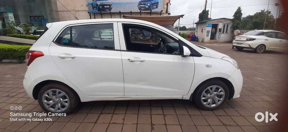 Hyundai Grand I10 Sportz O 1.2, 2017, Petrol
