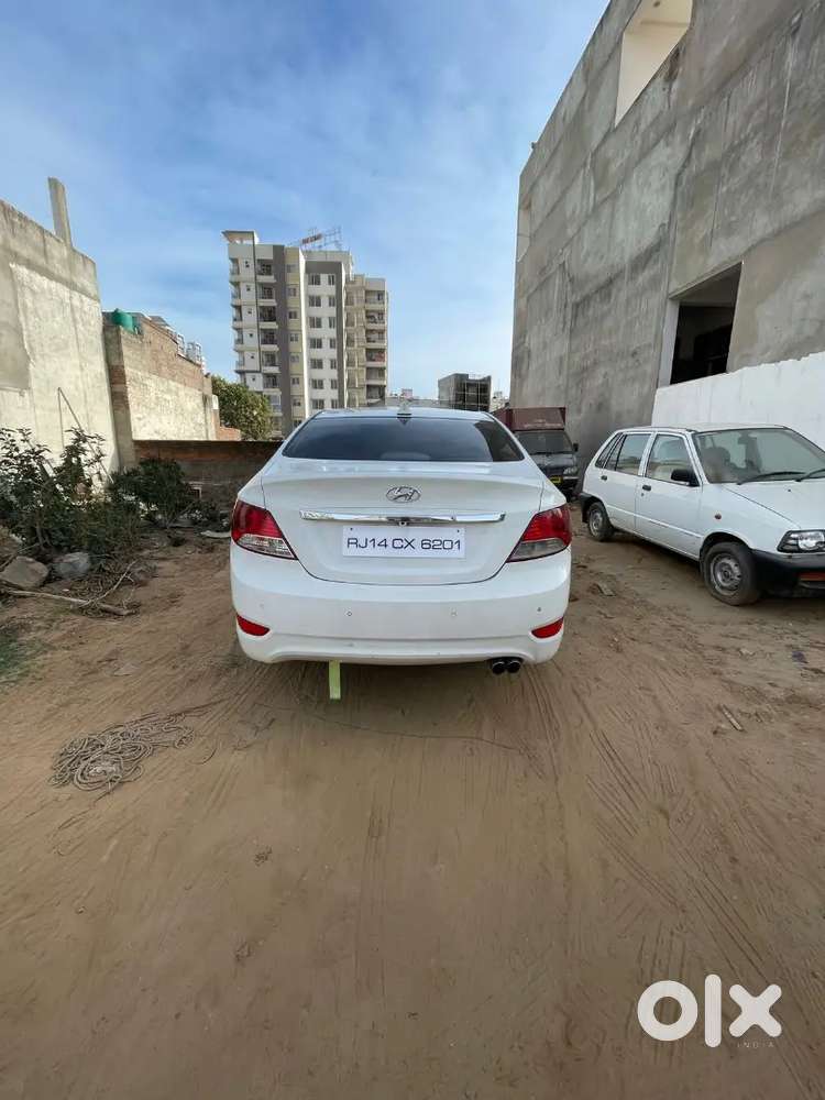 Hyundai Verna 2014 Petrol 100000 Km Driven