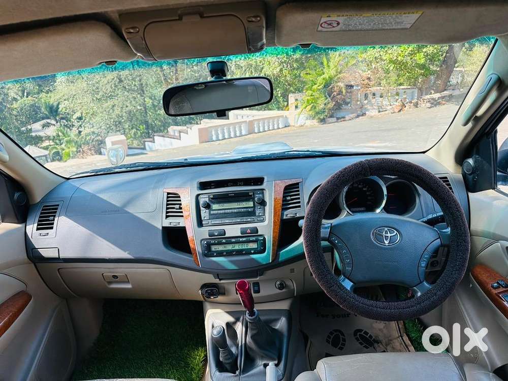 Toyota Fortuner 2010 Diesel Well Maintained