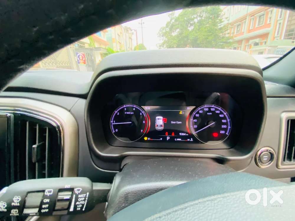 Mahindra Scorpio-n 2.0 Z8 L Petrol At 7 Str, 2025, Petrol