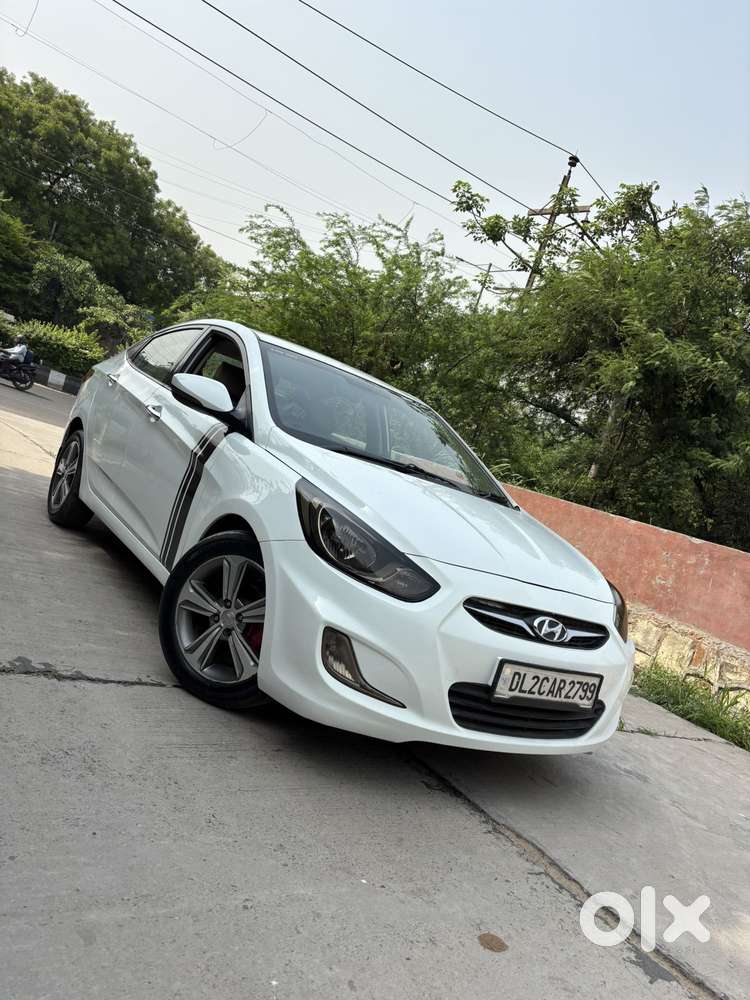 Hyundai Verna Transform 1.6 Sx Vtvt, 2013, Petrol