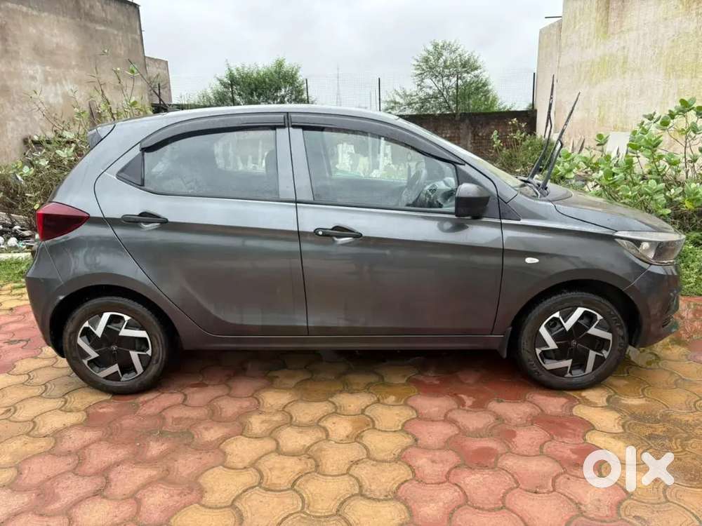 Tata Tiago Revotron Petrol Manual