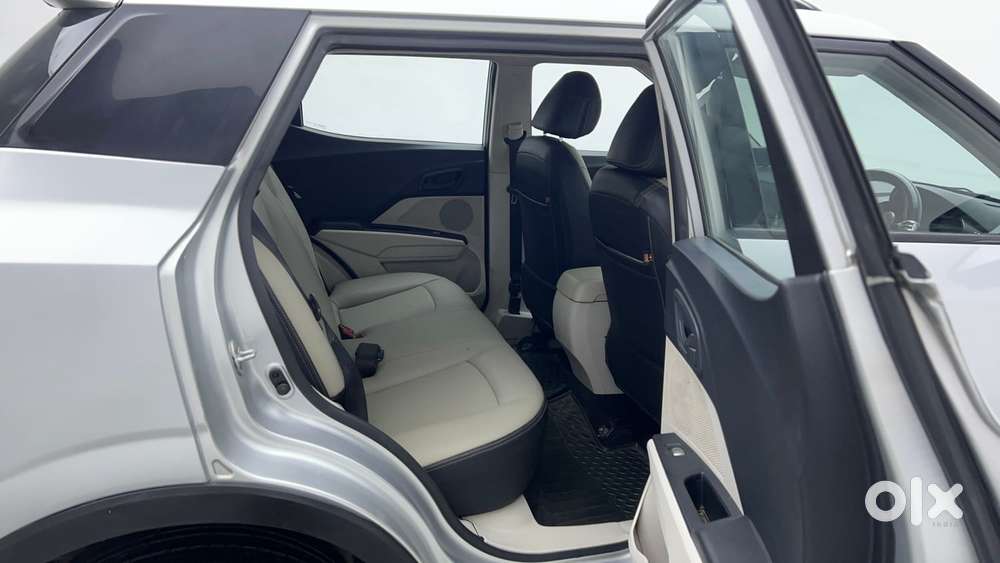 Mahindra Xuv300 W6, 2019, Petrol
