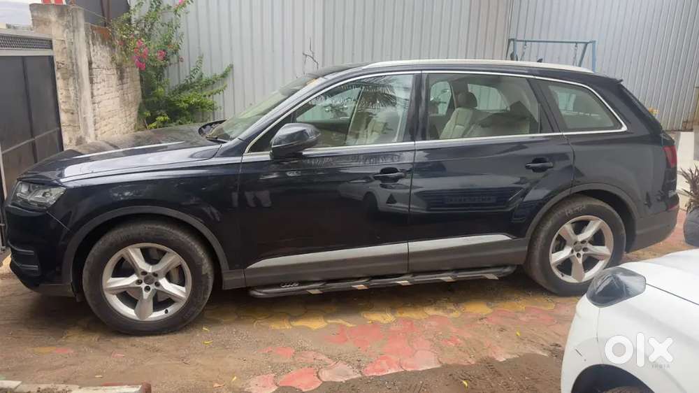 2017 Audi Q7 45 Tdi Technology  Diesel  ~1.0 Lakh Km