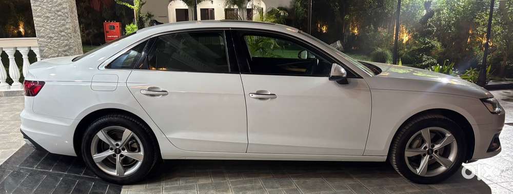 Audi A4 1.8 Tfsi Premium, 2026, Petrol