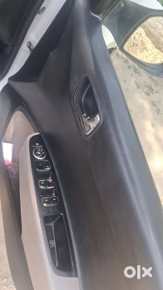 Hyundai Xcent Prime 2016 Diesel 130000 Km Driven Urgent Sell