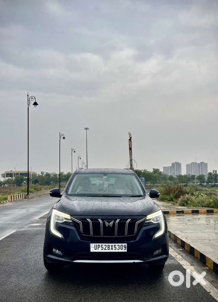 Mahindra Xuv700 2023 Diesel Well Maintained