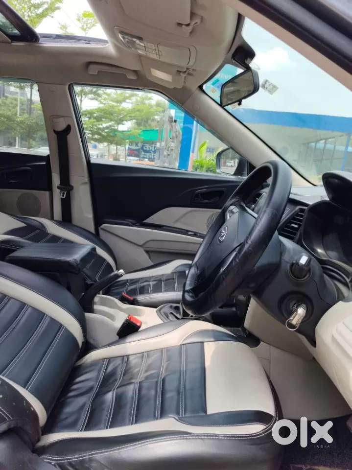 Mahindra Xuv300 W6, 2022, Petrol