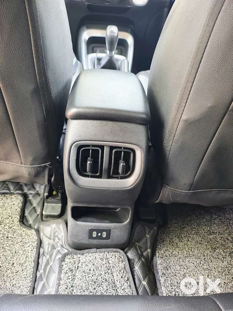 Kia Sonet 1.0 HTK Plus Imperial Blue 2024