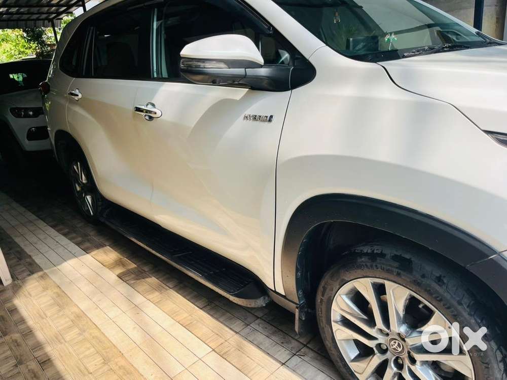 Toyota Innova Hycross Well Maintained