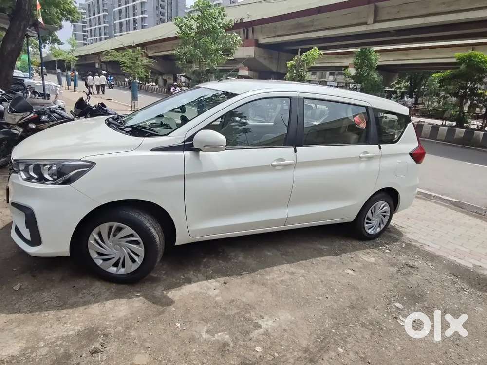 Maruti Suzuki Ertiga Vxi 2024