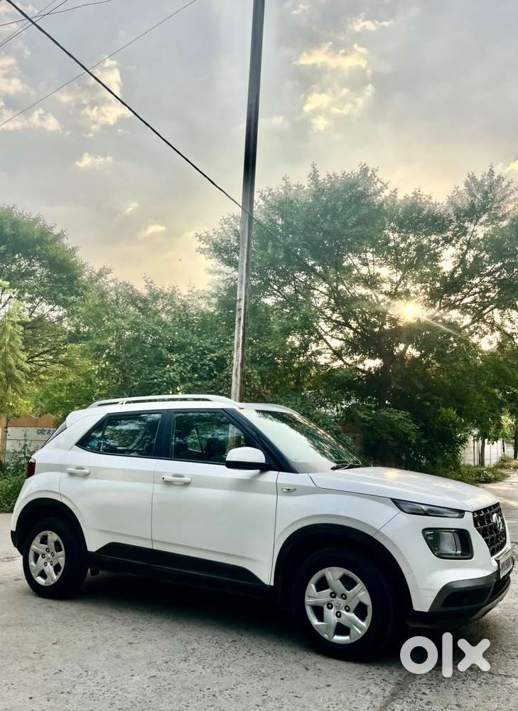 Hyundai Venue S Diesel, 2021, Diesel