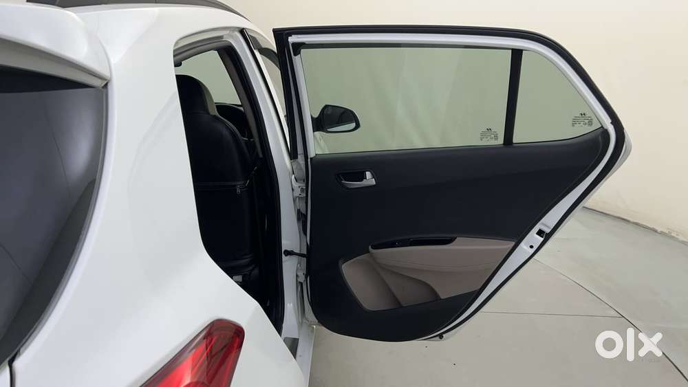 Hyundai Grand I10 [2017-2020] 1.2 Kappa Vtvt Sportz At, 2019, Petrol