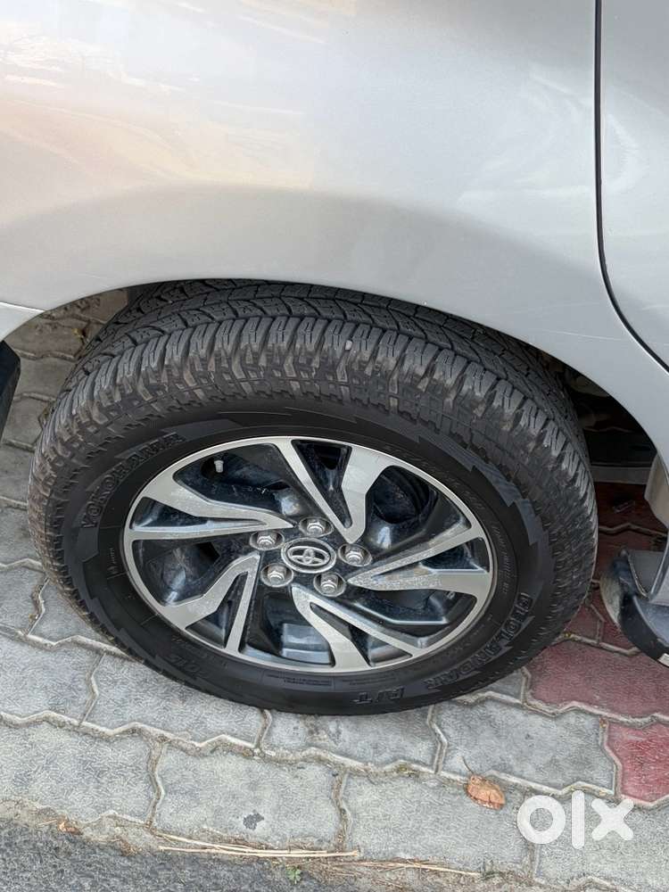 Toyota Innova Crysta 2019